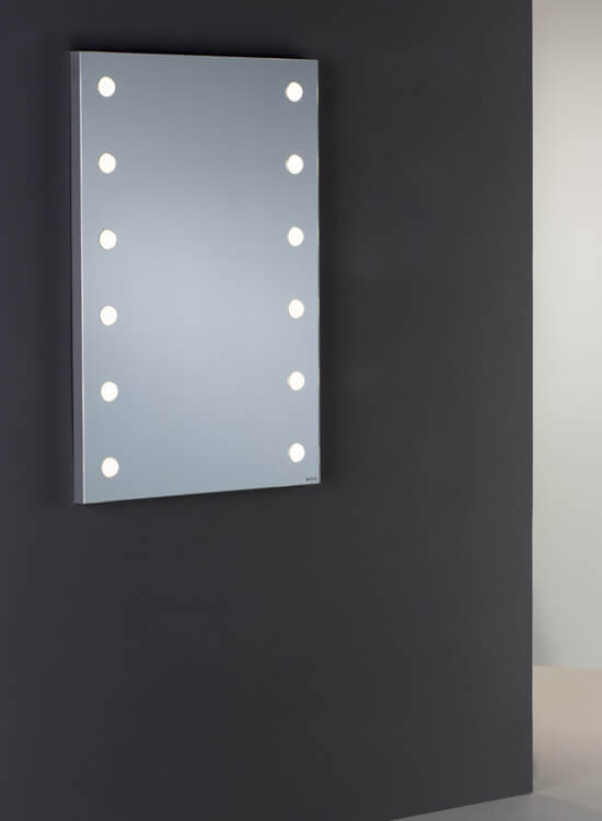 Specchio trucco con luci da parete