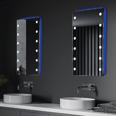 Specchi bagno retroilluminati blu per doppio lavabo