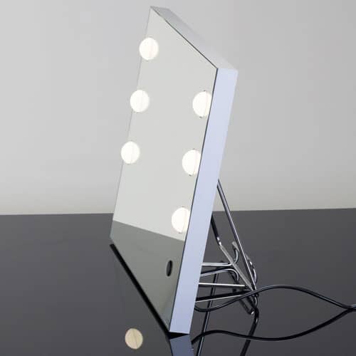 specchio da tavolo con luci