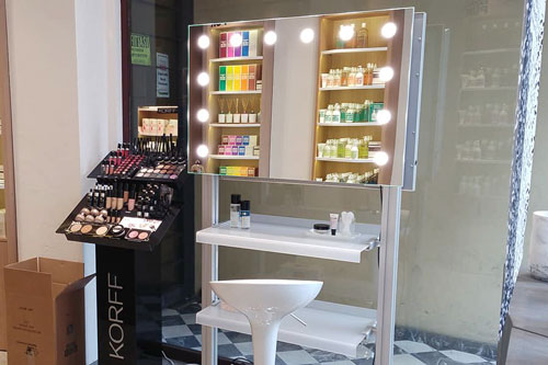 angolo make up per salone parrucchiere