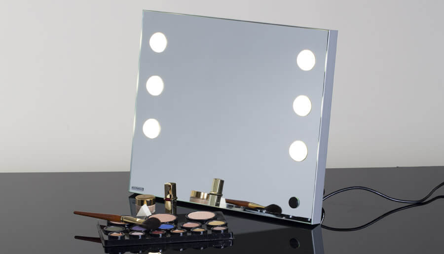 specchio da tavolo con luce